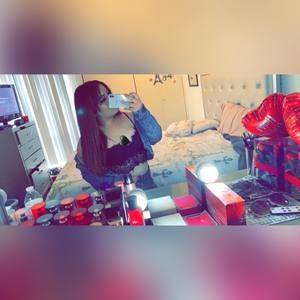 Meet your Posher, Iris